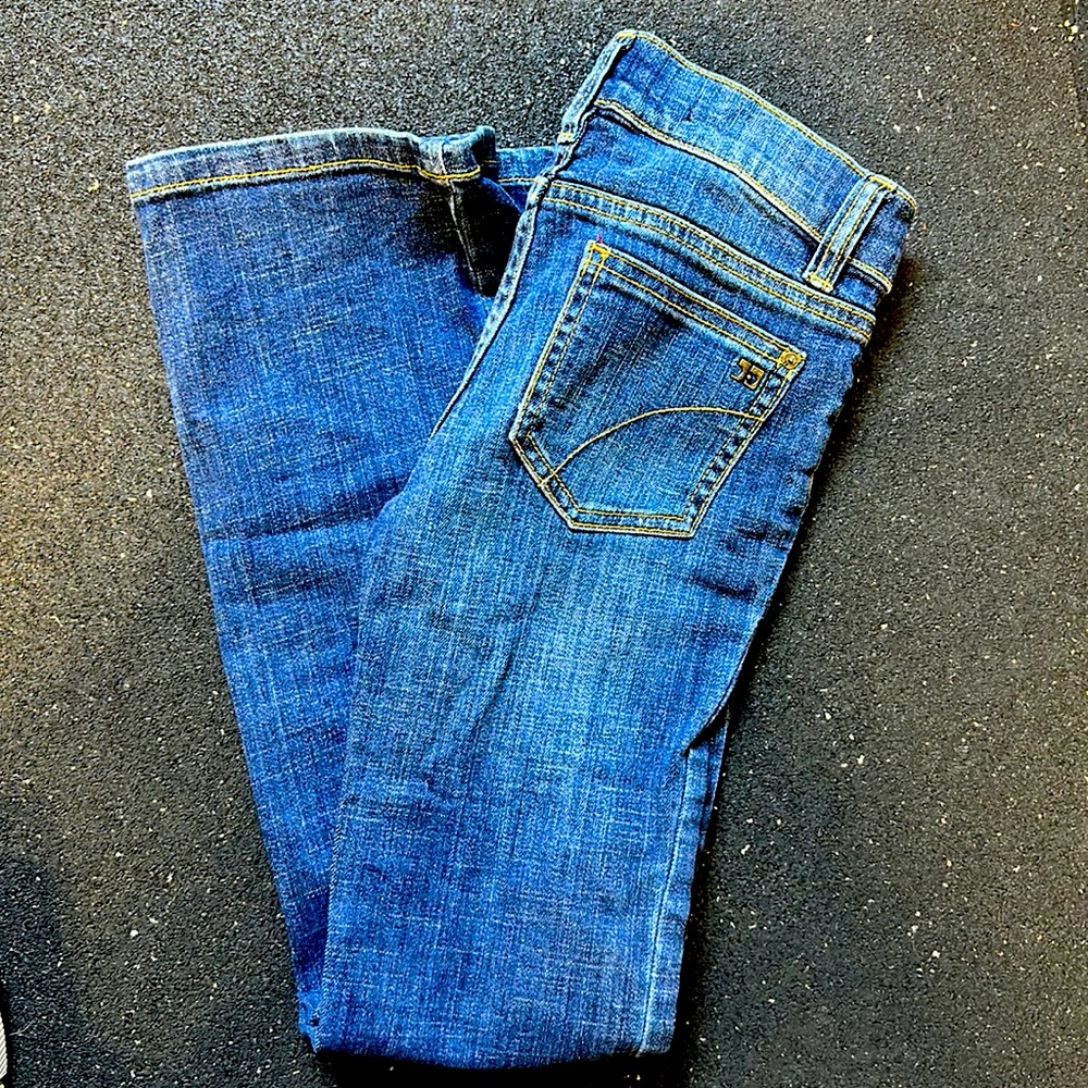 Joe’s Jean bootcut Jean Excellent condition  Kids size 8